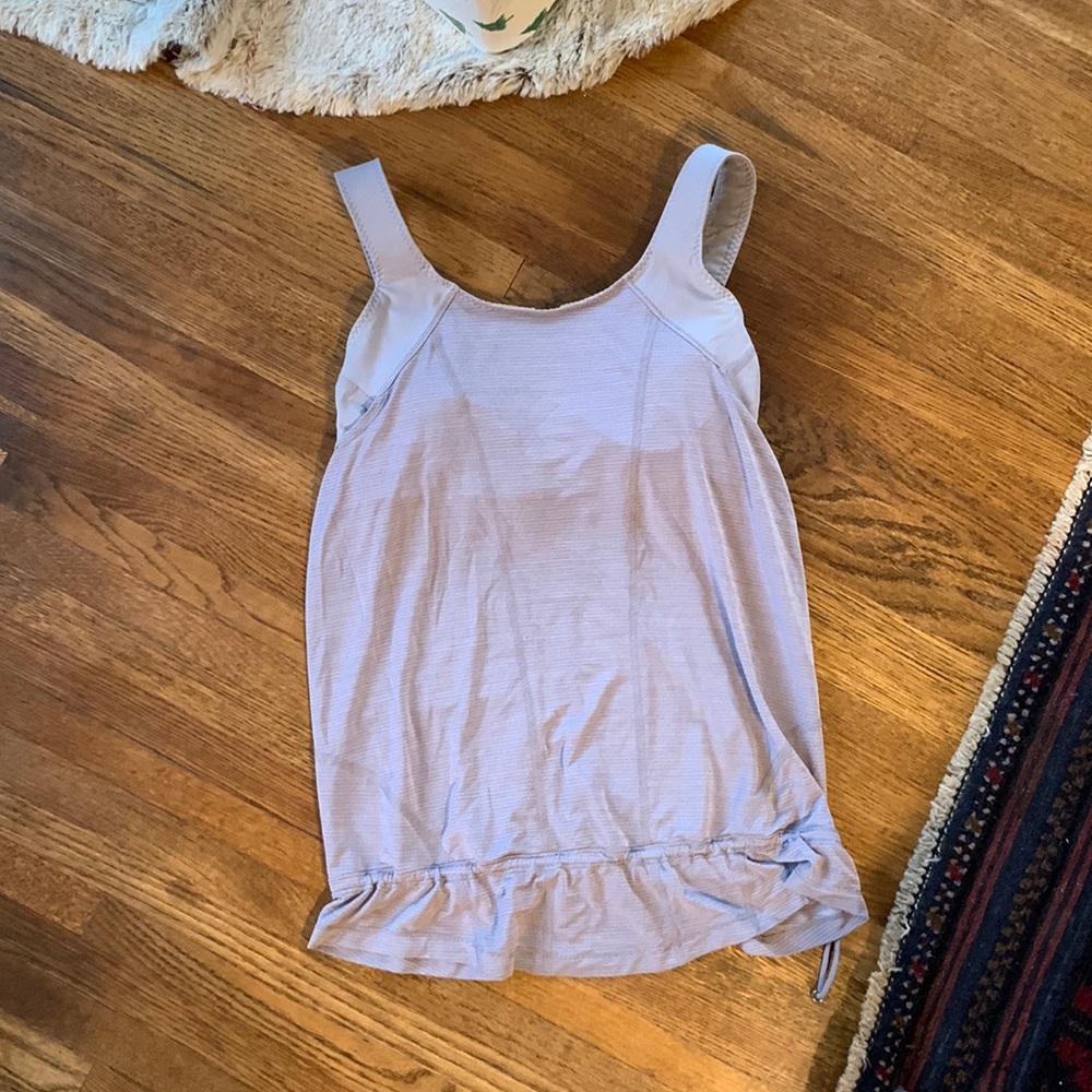 Lululemon tank